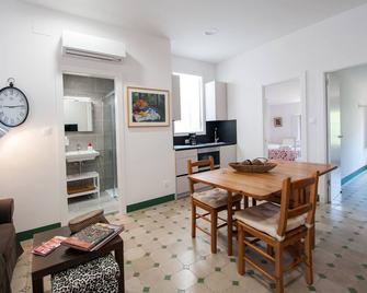 Apartament Can Mateu-Gran Terraza - Vilassar de Mar - Їдальня