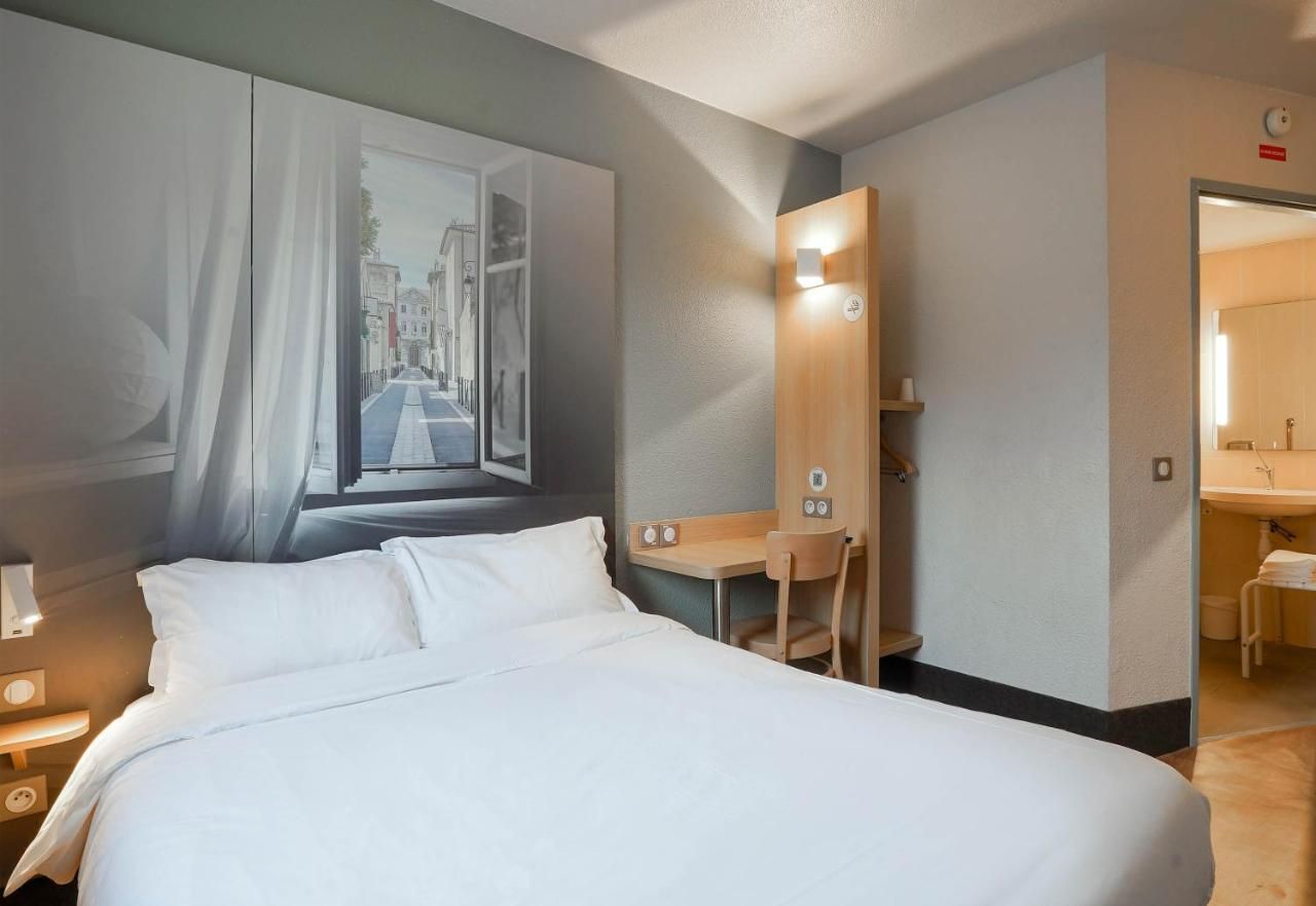 B&B HOTEL Aix-En-Provence Pont de l'Arc thumbnail 3