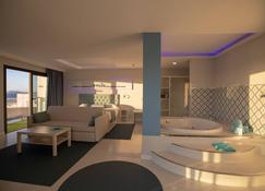 Corralejo Surfing Colors Hotel&Apartments - Corralejo - Living room