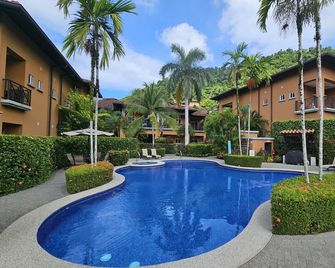 Luxurious Condo in the Heart of Los Sueños Resort - Playa Jaco - Pool
