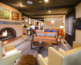 ريزيدنس إن باي ماريوت سانتا في - سانتا في - غرفة معيشة