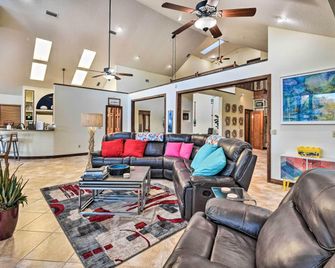 Riverfront DeLand Home w/ Pool, Near Daytona! - DeLand