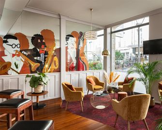 Best Western Le Bristol - Le-Puy-en-Velay - Lounge