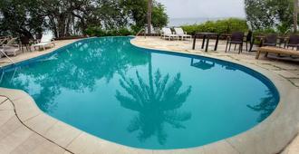 Stone Water Eco Resort - Mormugao - Pool