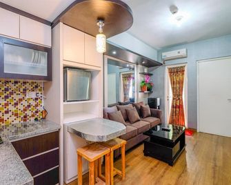 Modern Furnished 3Br At Springlake Summarecon Bekasi Apartment - Bekasi - Living room