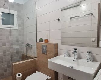 Athena A7 - Kateríni - Salle de bain
