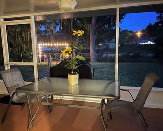 Charming 3-bedroom house on the Tsala Apopka Lake chain in beautiful Inverness - Inverness - Patio