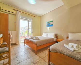 Lucia Hotel Paralia - Paralia - Slaapkamer