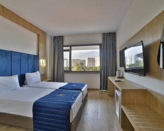 Nashira City Resort Hotel - אנטליה - חדר שינה