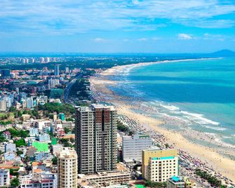 Front Beach Hotel - Vung Tau - Beach