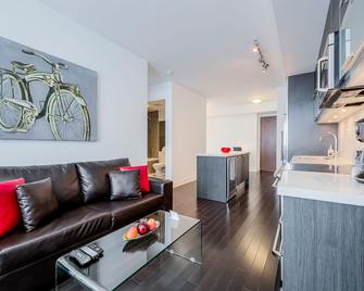 Canada Suites on Bay - Toronto - Living room