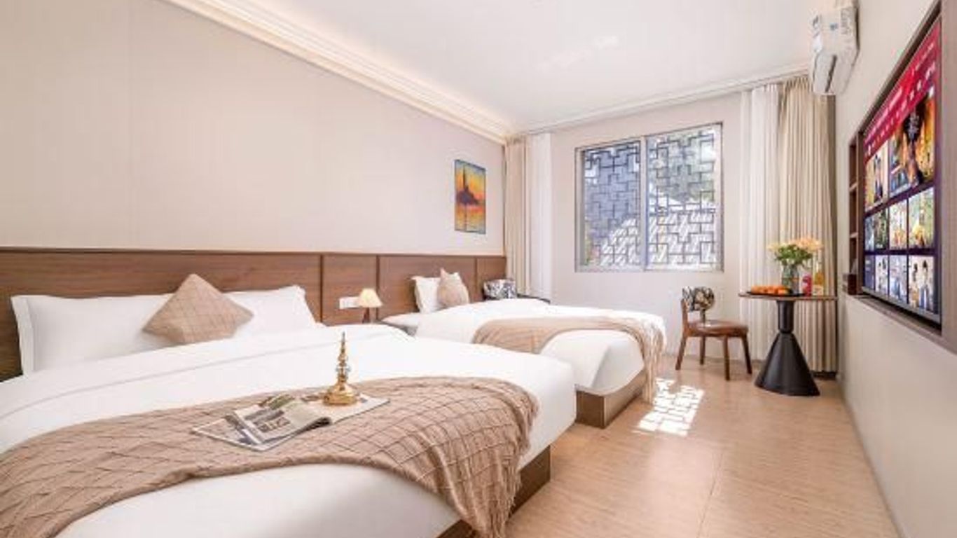 Good Friend Inn (Guilin Maternity and Child Bo'ai Hospital Baoxian Middle School Shop)