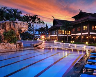 Pulai Springs Resort - Johor Bahru - Pool