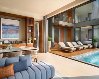 V Villas Phuket - MGallery (Sha Plus+) - Phuket City - Bedroom