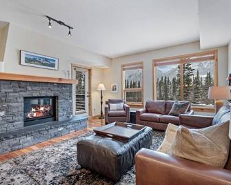Picturesque Views | Top Choice Stay - Canmore - Living room