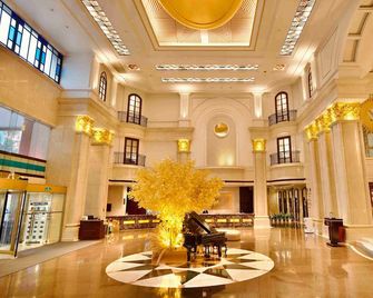 Crowne Plaza City Center Ningbo By IHG - Ningbo - Lobby