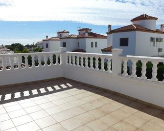 Rentalmar Villa California - Miami Platja - Balcony