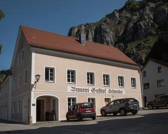 Landhotel - Brauereigasthof Schneider - Essing - Gebäude