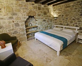 Homeros Butik Otel - Dikili - Chambre