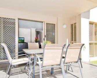 Bay Hideaway Resort - Hervey Bay - Dining room