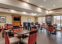 Comfort Suites 83 1 1 4 Johnson City Hotel Deals Reviews