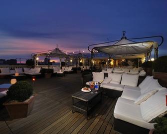 Hotel Italia Palace - Lignano Sabbiadoro - Patio