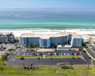 Islander Beach Resort 303 Condo by RedAwning - Fort Walton Beach - Rakennus