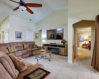 Groveland Vacation Rental Near Pine Moun - Groveland - Sala de estar