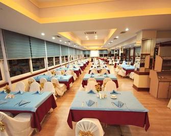 Green Rize Hotel - Rize - Restaurante