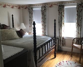 The Monadnock Inn - Jaffrey - Bedroom