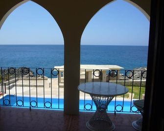 Mirage Resort - Clothing Optional - Adults Only - Negril - Μπαλκόνι