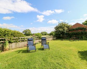 Mordon Moor Cottage - Stockton-on-Tees - Patio