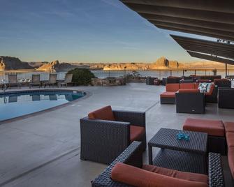 Lake Powell Resort - Page - Piscine