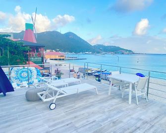 Seaview Beach Hotel - Philipsburg