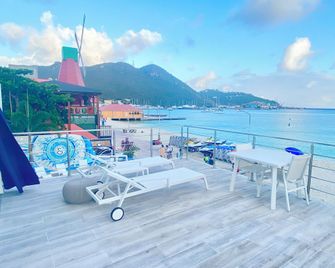 Seaview Beach Hotel - Philipsburg