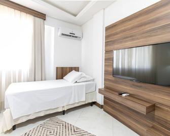 Hotel Ilha da Madeira - Balneário Camboriú - Bedroom