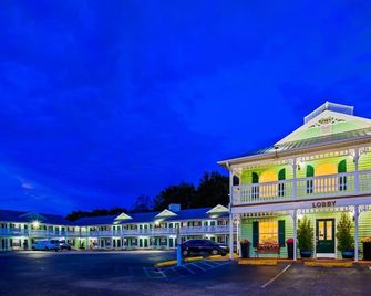 Key West Inn - Fairhope - Fairhope - Gebouw