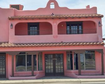 Historic Adobe Casita! Perfect For Your Tdy Stay! - Alamogordo - Building