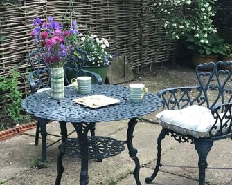 a restful, rural retreat in beautiful Suffolk - Woodbridge - Patio