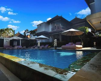 Puri Sading Hotel - Denpasar - Pool