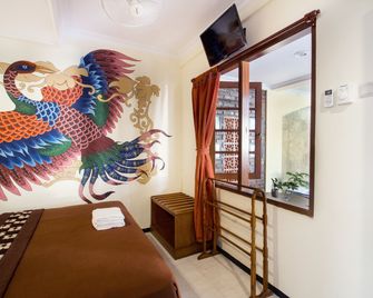 De Hostel Yogyakarta - Yogyakarta