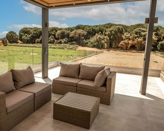 Salt Boutique Hotel - Kourouta