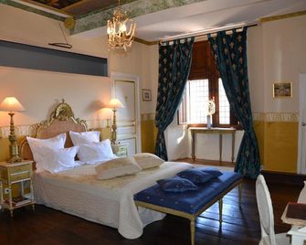 La Tour du Lion - Rochefort-en-Terre - Bedroom