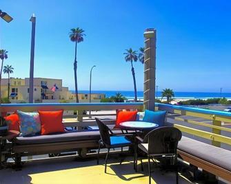 Huntington Surf Inn - Huntington Beach - Balcón