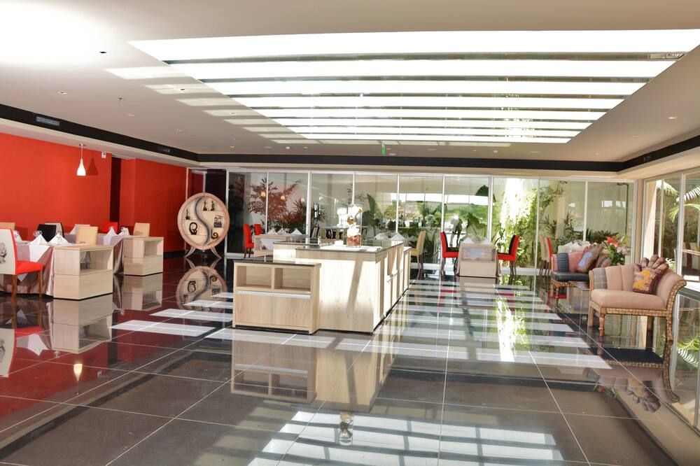 Savoy Hotel Encarnación - Encarnacion - Salónek