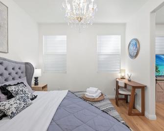 A cozy cabin （Separate entrance） - Ontario - Bedroom