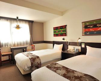 Matsumoto Tourist Hotel - Matsumoto - Bedroom