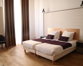 Hotel Saint Vincent - Lione - Camera da letto