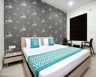OYO 11934 Hotel De Agya Paradise - Ludhiāna - Habitación