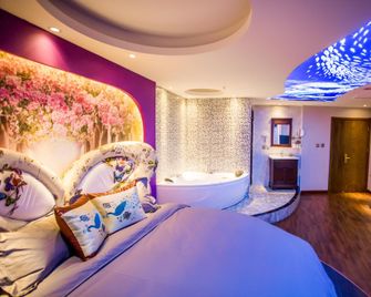 Asia Garden B&B - הוהוט - חדר שינה